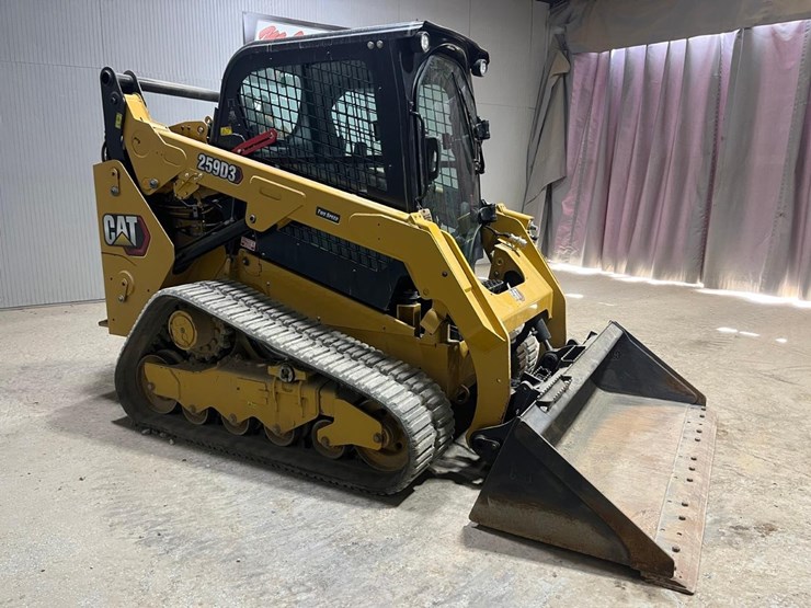 2020-caterpillar-259d3-image-7