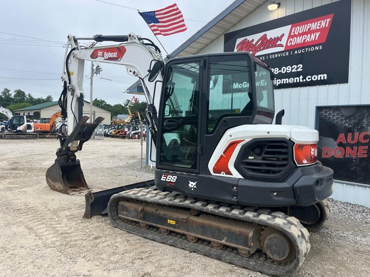 2022-bobcat-e88-image-3