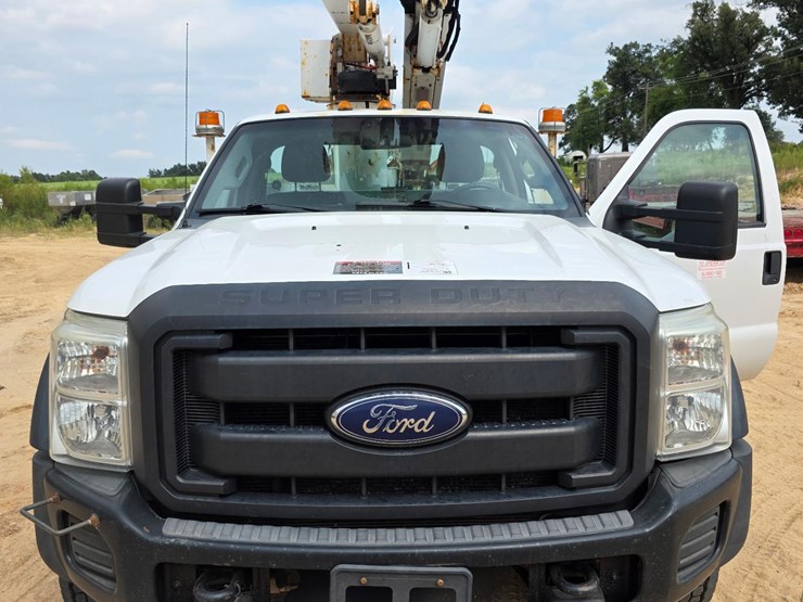 2015-ford-f550-image-28