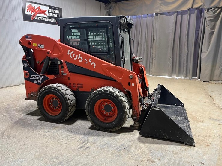 2022-kubota-ssv65-image-6
