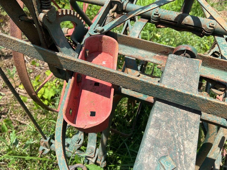oliver-horse-drawn-cultivator-image-19