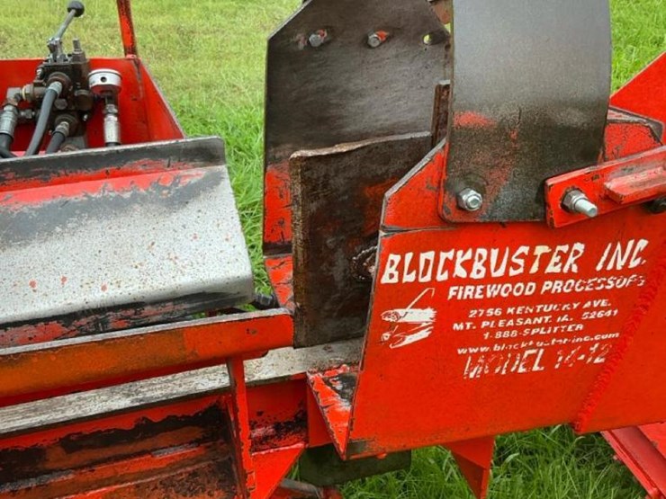 2010-blockbuster-14-12-image-60