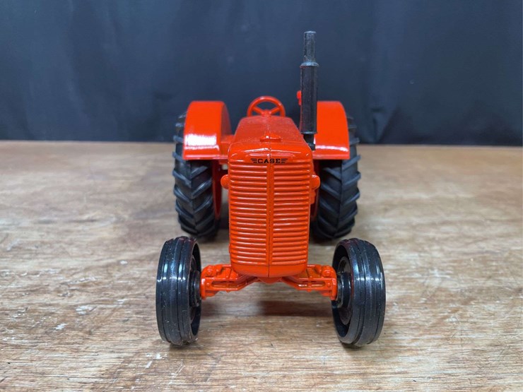1/16-case-500-1985-nfts-nib-ertl-image-12