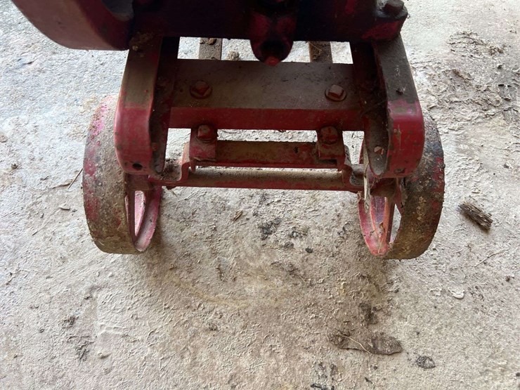 international-harvester-lb-engine-image-6