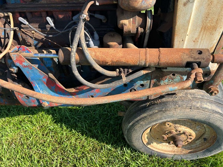 ford-900-image-15