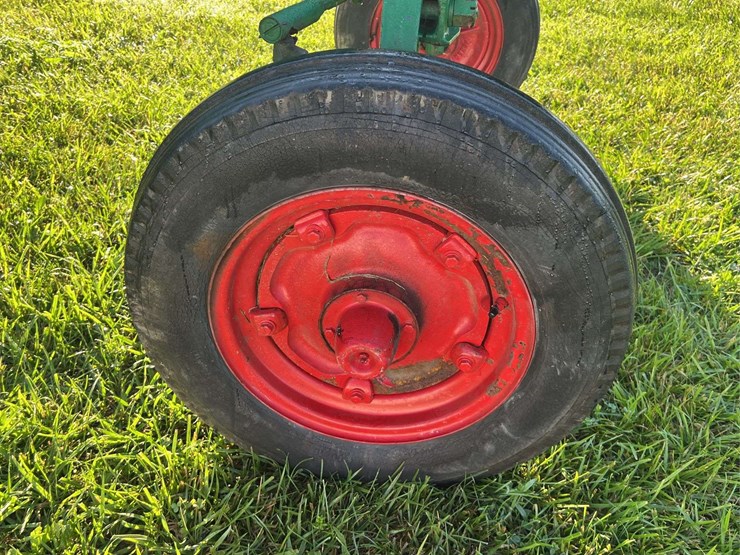 oliver-70-image-19