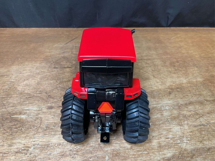 1/16-case-ih-magnum-7130-1987-denver-nib-ertl-image-8