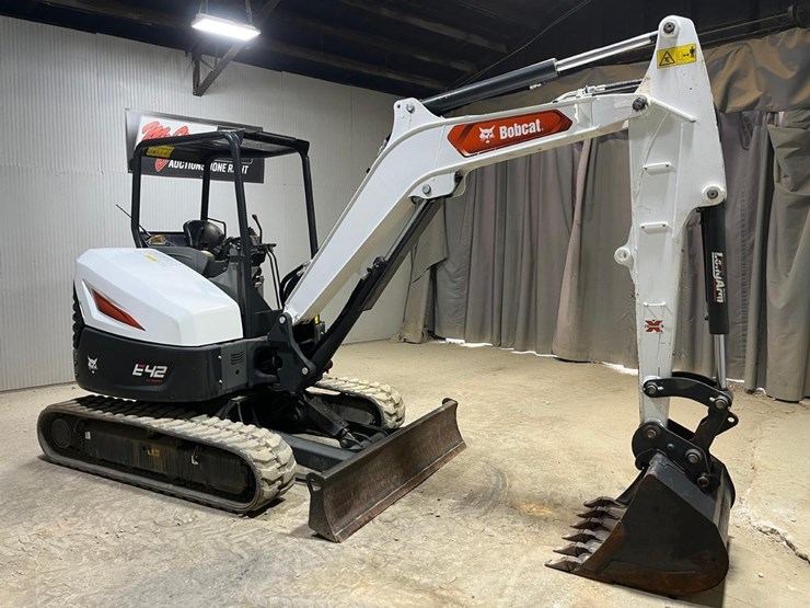 2022-bobcat-e42-image-7