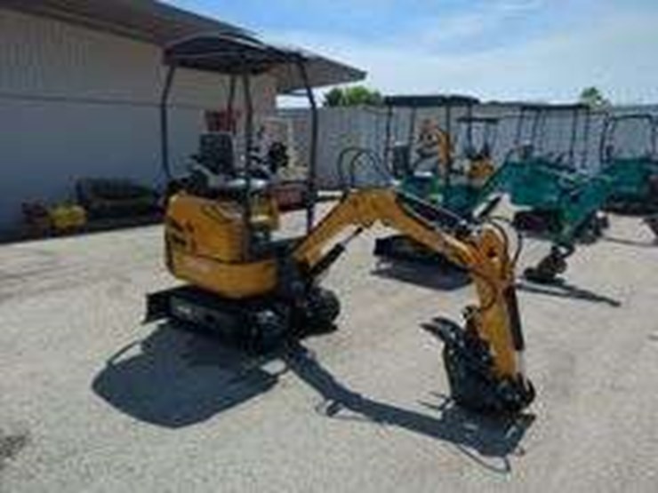 2025-cfg-qk18r-mini-excavator,-unused,-see-details-for-video-image-4