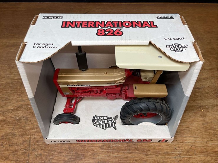 1/16-ih-826-gold-demonstrator-collector-nib-ertl-image-4