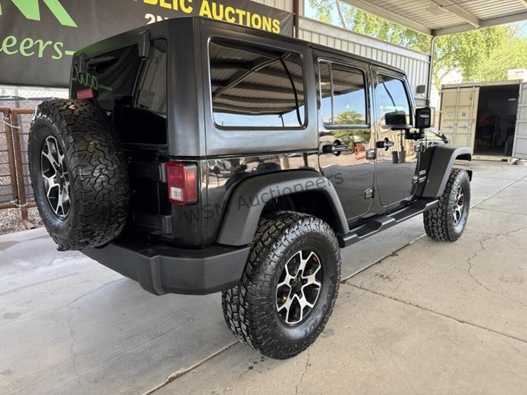 2017-jeep-wrangler-image-7