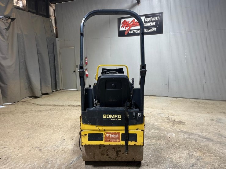 bomag-bw900-50-image-4
