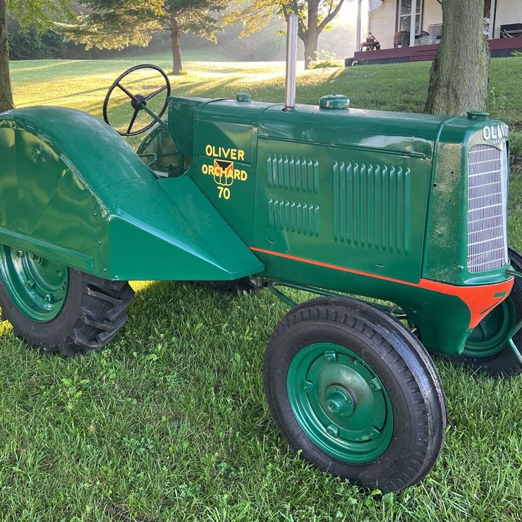 OLIVER 70