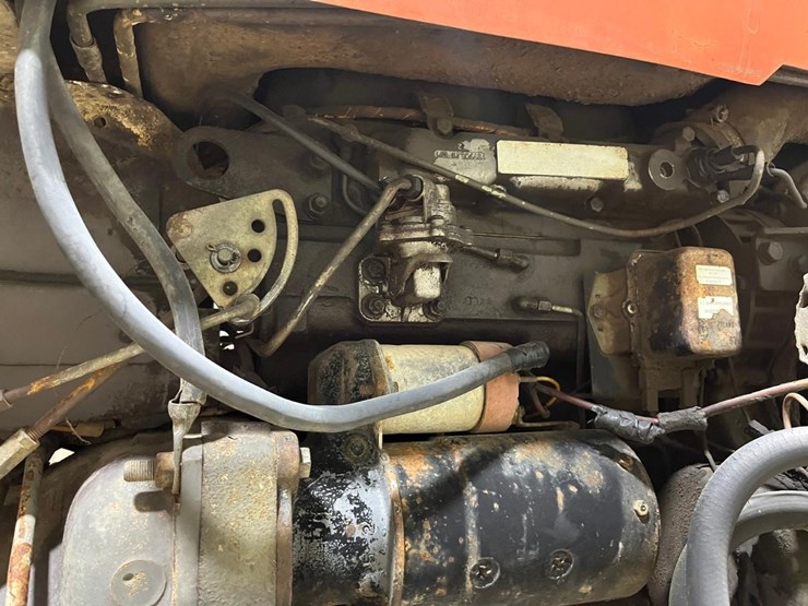 massey-ferguson-231-image-16