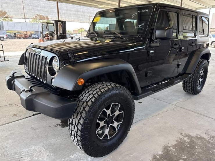 2017-jeep-wrangler-image-4