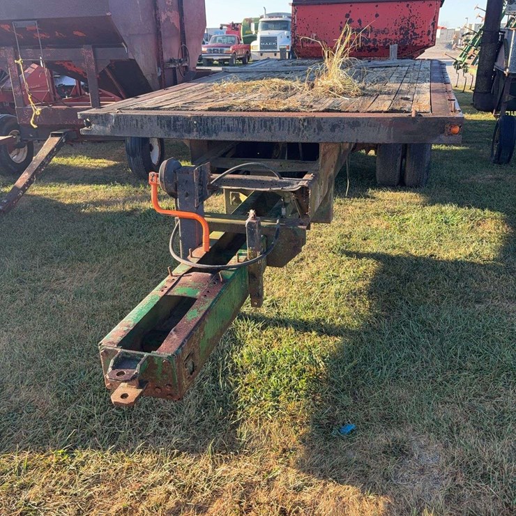 HOMEMADE DUMP TRAILER