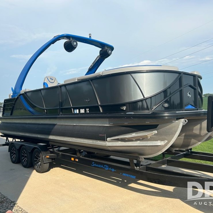 2023 South Bay/FRU Tri-Toon Pontoon (CP0645)
