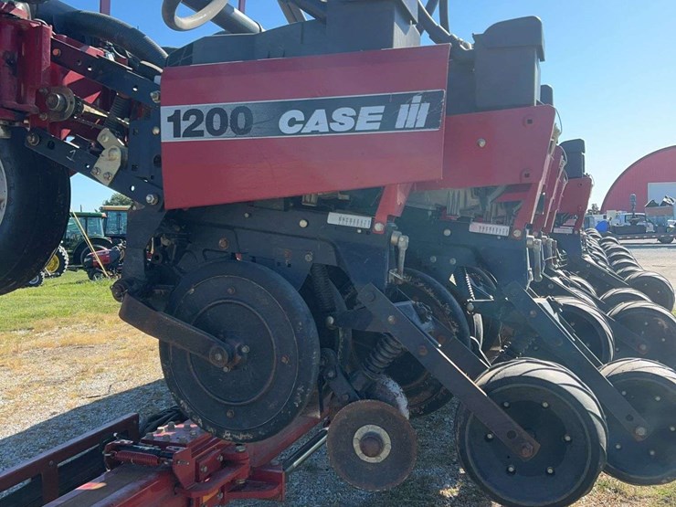 2007-case-ih-1200-image-5