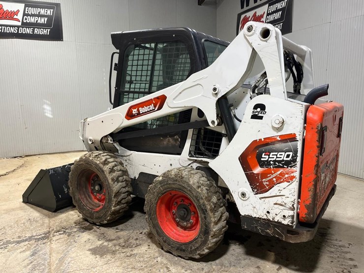 2022-bobcat-s590-image-3