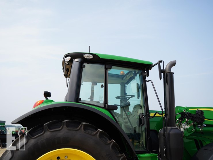 2024-john-deere-6155m-image-28