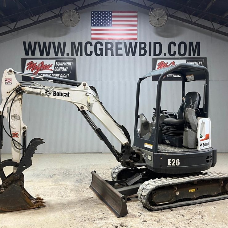 2019 BOBCAT E26