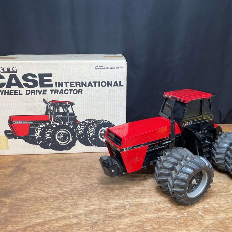 1/16 Case-IH 4994 Collector NIB Ertl