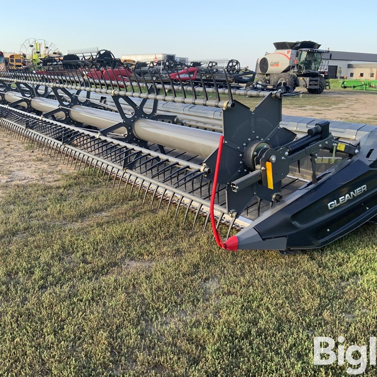 2023 GLEANER 9340