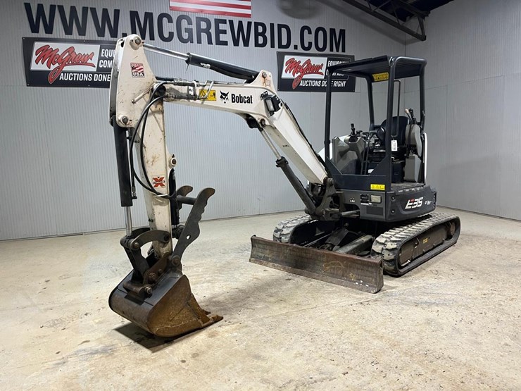 2018-bobcat-e35-image-2