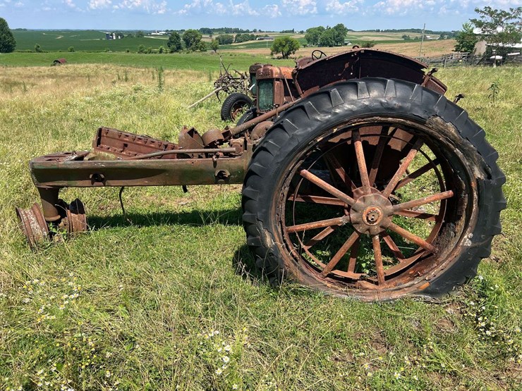 oliver-70-image-2