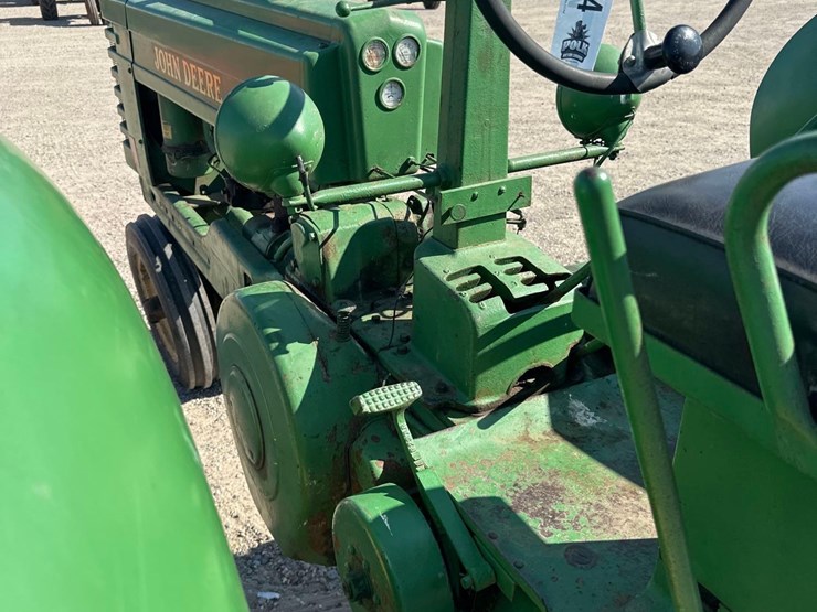 john-deere-b-image-8