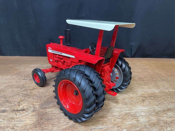 1/16-ih-1026-1997-sfts-nib-ertl-image-5