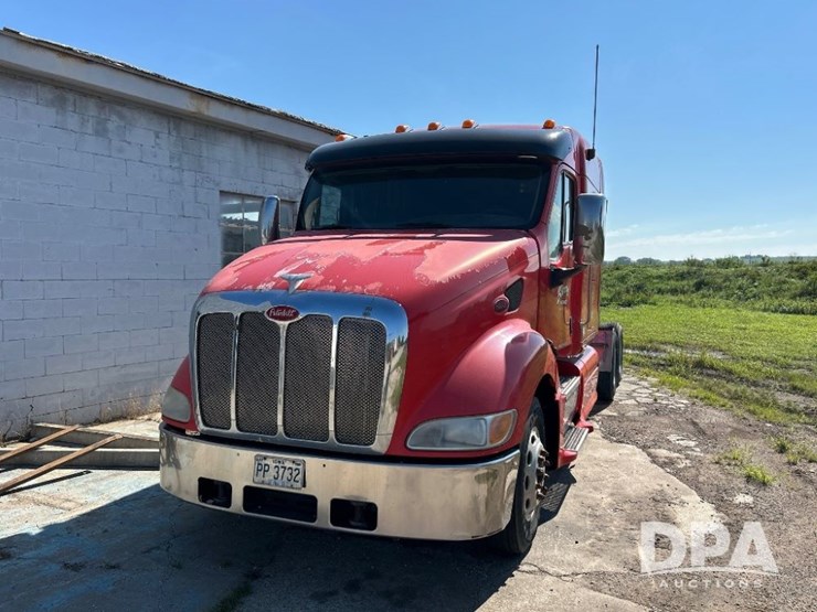 2007-peterbilt-387-image-5