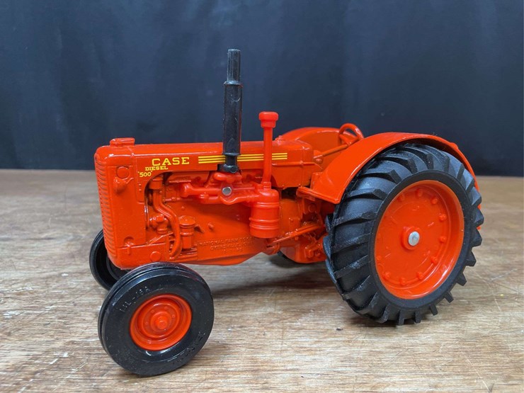 1/16-case-500-1985-nfts-nib-ertl-image-3