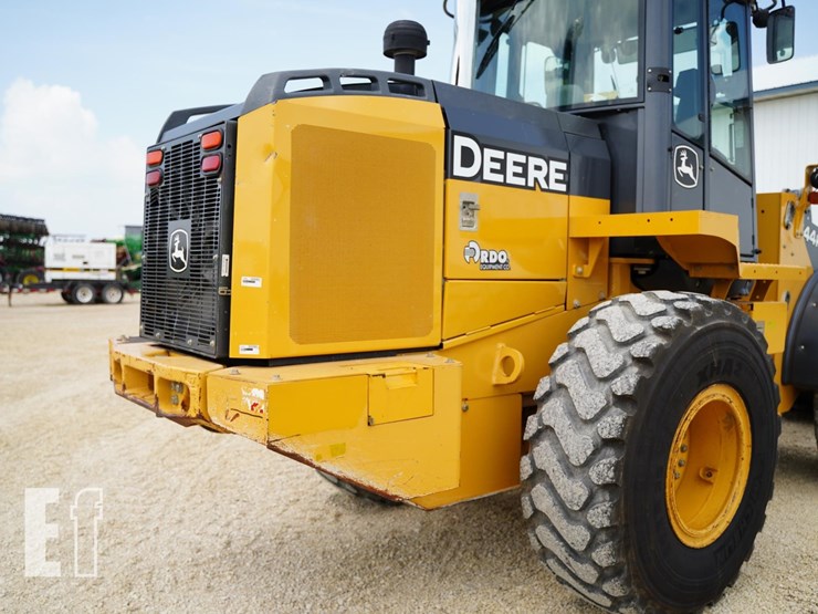 2015-deere-544k-image-24