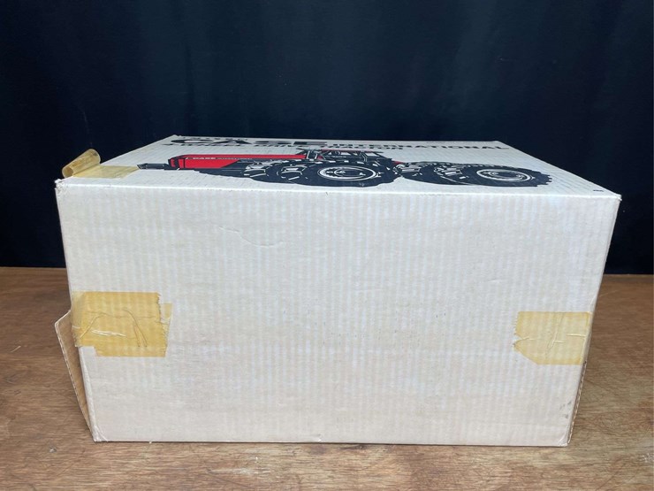 1/16-case-ih-4994-collector-nib-ertl-image-19