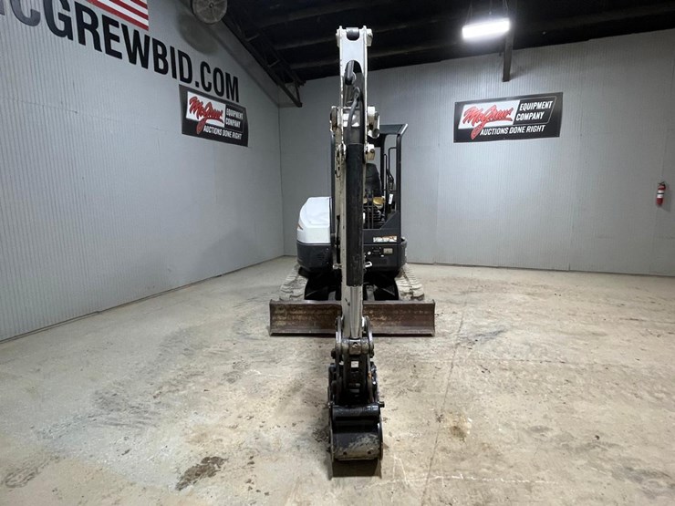 2017-bobcat-e35-image-8