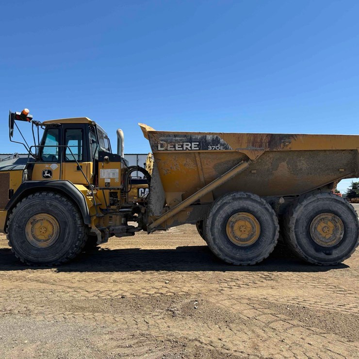 2014 DEERE 370E