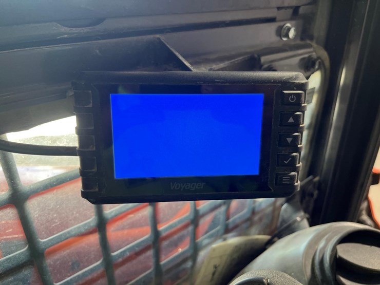 2023-kubota-svl97-2-image-33