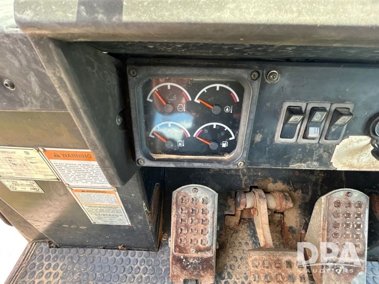 1996-caterpillar-953c-image-48
