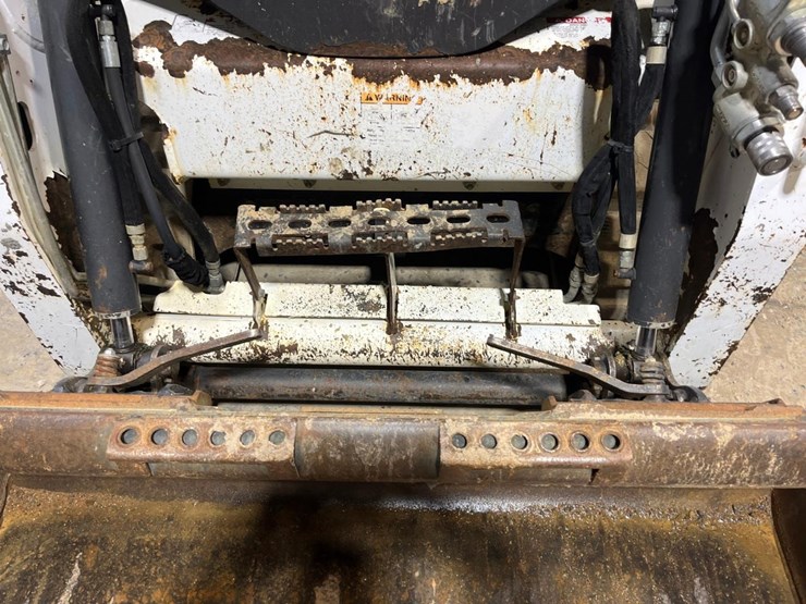 2019-bobcat-t450-image-10