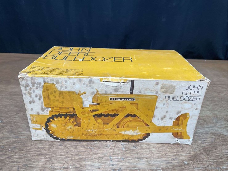 1/16-john-deere-450-crawler-nib-ertl-image-11
