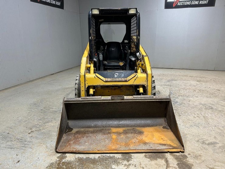 john-deere-315-image-8