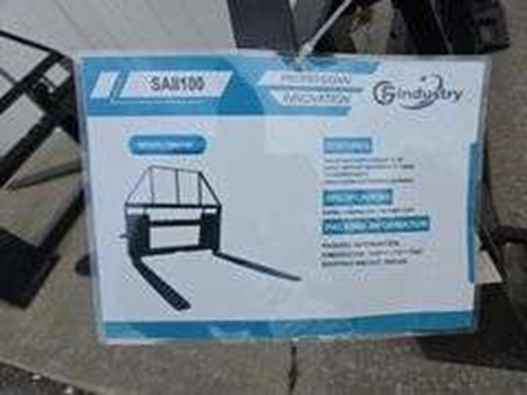 skid-steer-adjustable-pallet-fork,-model-sa11100-image-3