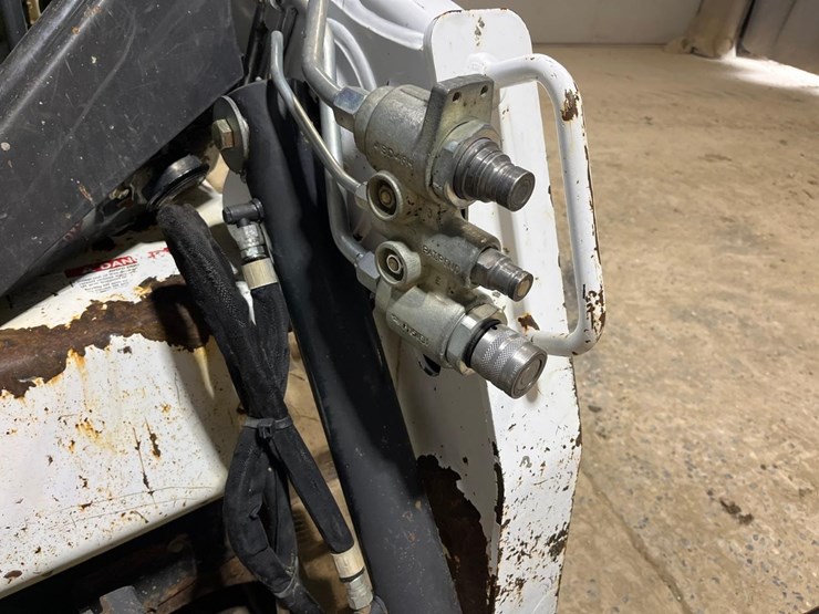 2019-bobcat-t450-image-11