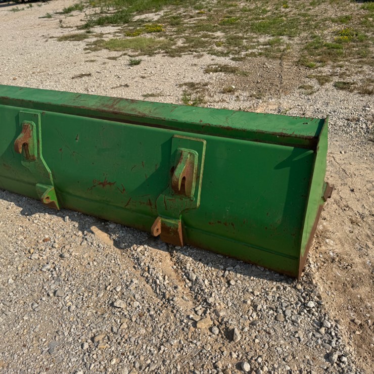 JOHN DEERE EURO BUCKET