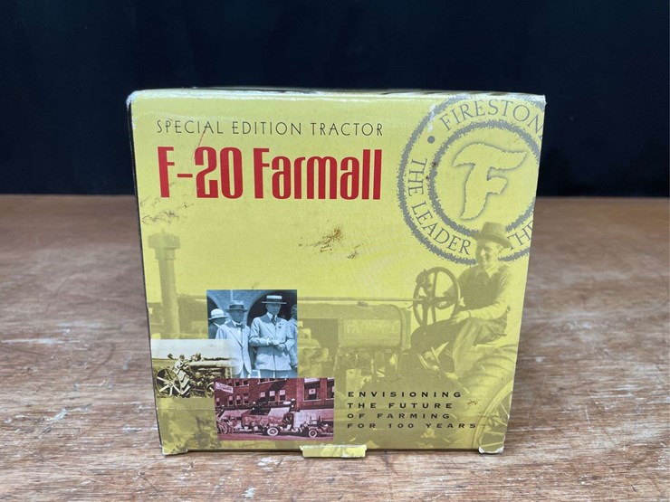 1/16-farmall-f-20-firestone-nib-ertl-image-17