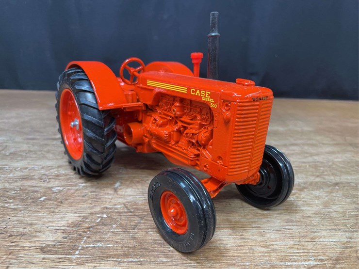 1/16-case-500-1985-nfts-nib-ertl-image-11