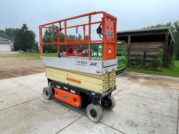 jlg-2630es-image-2