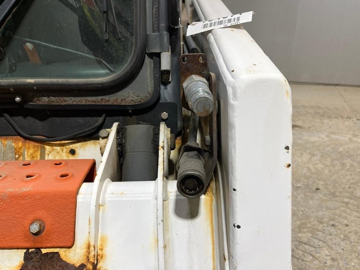 bobcat-s100-image-11