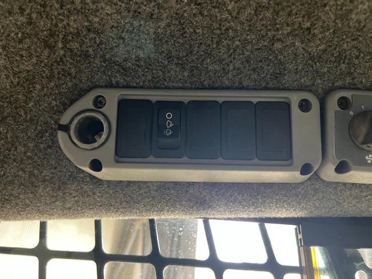 bobcat-s100-image-25